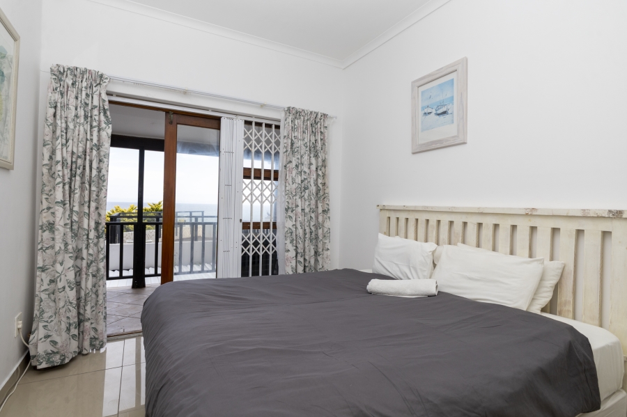 8 Bedroom Property for Sale in West Beach Eastern Cape